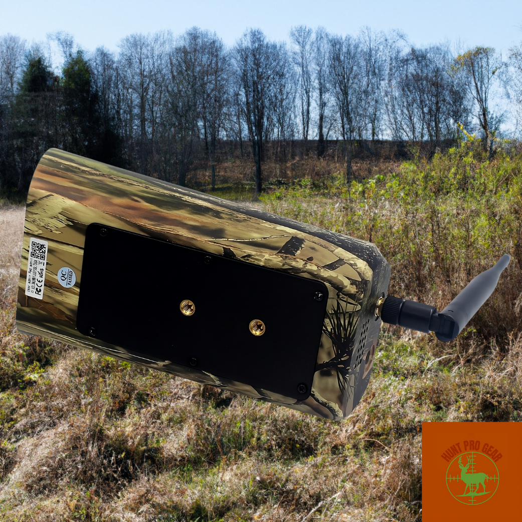 WildWanderer Outdoor HD Trail Camera with Built-in Solar Panel